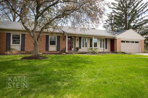 4270 Greenbrier Court SE, Grand Rapids, MI 49546