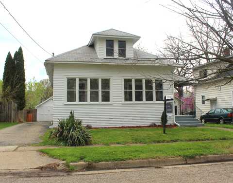 2218 Logan Avenue, Kalamazoo, MI 49008