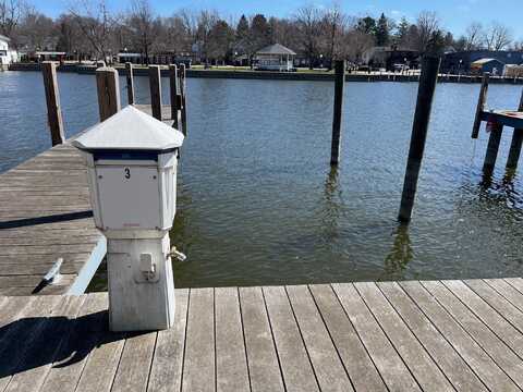 Park Street, Saugatuck, MI 49453