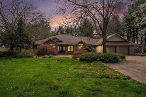 2425 58th Street, Fennville, MI 49408