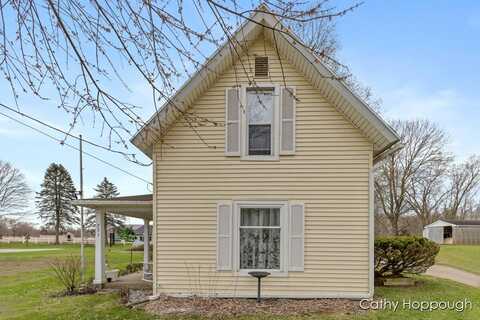 251 S Washington Street, Hubbardston, MI 48845