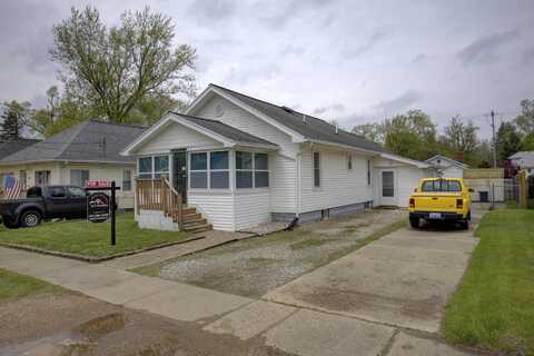 204 E Golf Avenue, Jackson, MI 49203