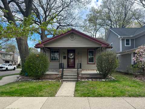 524 E Farnum Avenue, Royal Oak, MI 48067