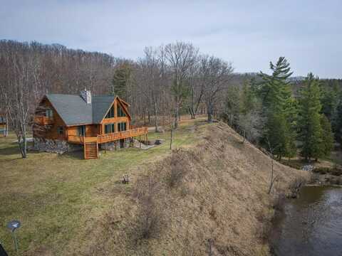 9184 S M-37 Highway, Wellston, MI 49689