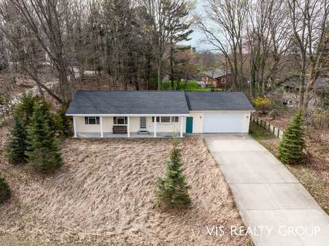 17784 Mohawk Drive, Spring Lake, MI 49456