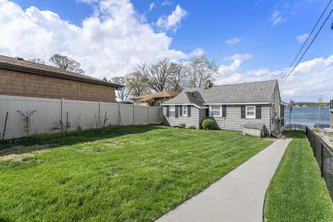 23848 Brady Street, Edwardsburg, MI 49112