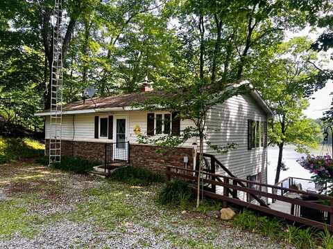 6302 E Interlochen Road, Fountain, MI 49410