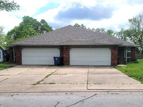 406 A & B - 509 A & B S James Street, Nixa, MO 65714