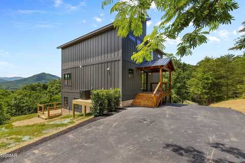 2959 Mockingbird Way, Sevierville, TN 37862
