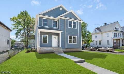 435 W 5Th St, Plainfield, NJ 07060