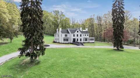 284 Mendham Rd, Morris, NJ 07960