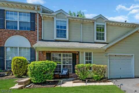 237 Harlech Way, Franklin, NJ 08873