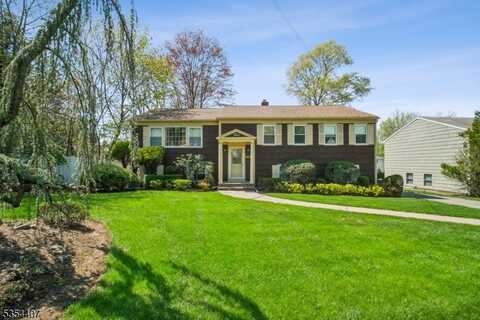 3 Marlo Rd, Livingston, NJ 07039