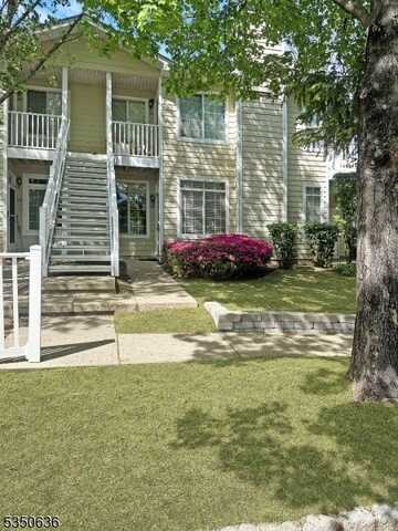 65 Wentworth Road, Bedminster, NJ 07921
