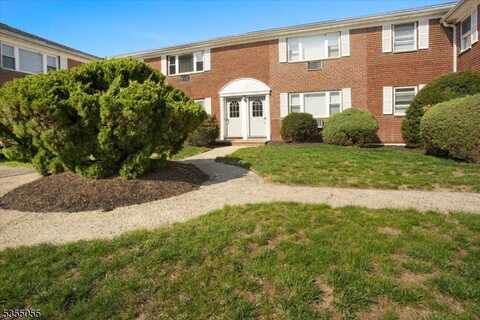 1131a Valley Rd, Wayne, NJ 07470