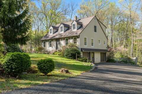3 Spring Valley Rd, Hardwick Twp., NJ 07825