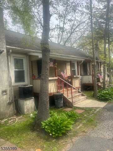 119 Fayette Ave, Wayne, NJ 07470