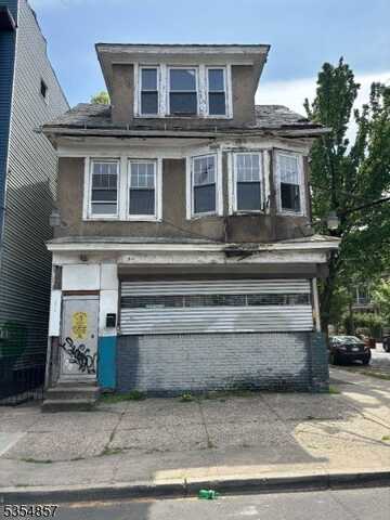 376 Avon Ave, Newark, NJ 07108