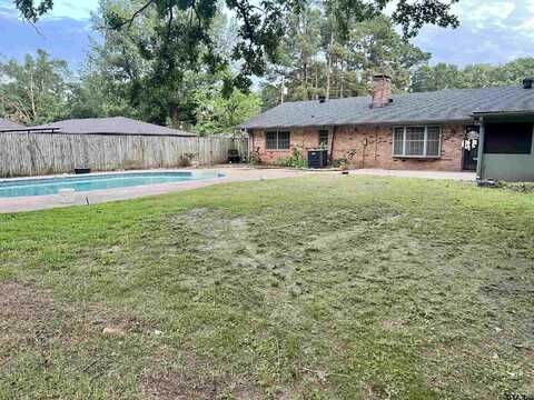 2005 Happy, Mount Pleasant, TX 75455