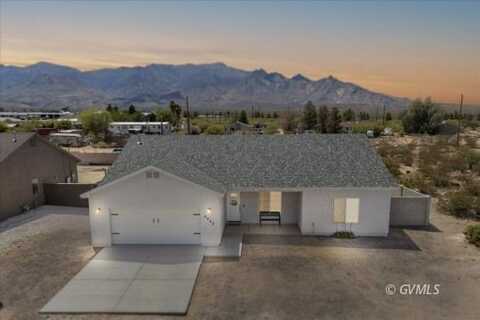 8642 S Apache Dr, Safford, AZ 85546