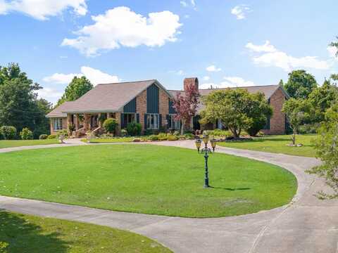 1072 Richburg Rd., Hattiesburg, MS 39402