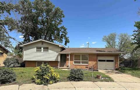 1328 Warner, Great Bend, KS 67530