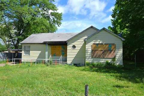207 Chestnut ST, Stilwell, OK 74960