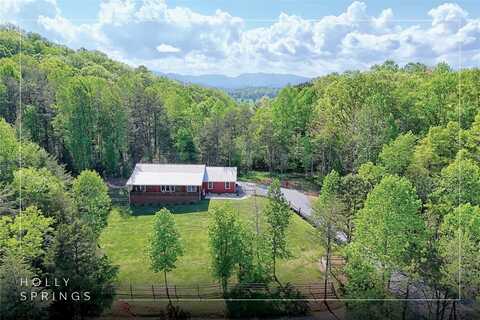 202 Wild Pear Lane, Franklin, NC 28734