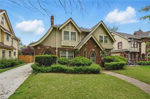 1037 W Gregory Boulevard, Kansas City, MO 64114