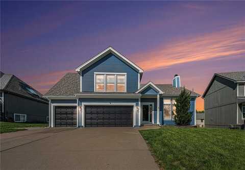 7435 N Chas Drive, Kansas City, MO 64158