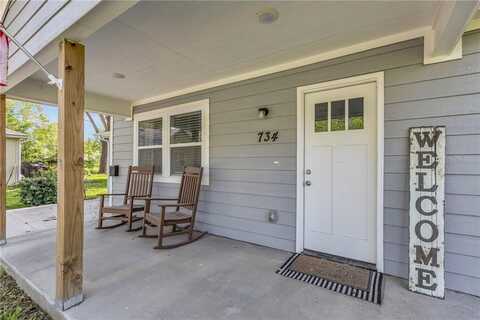 734 S Cherry Street, Ottawa, KS 66067