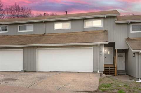 616 N Water Street, Liberty, MO 64068