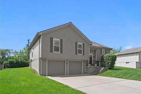 508 NW Village Drive, Lees Summit, MO 64063