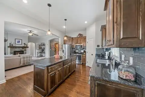 19647 W 121st Street, Olathe, KS 66061