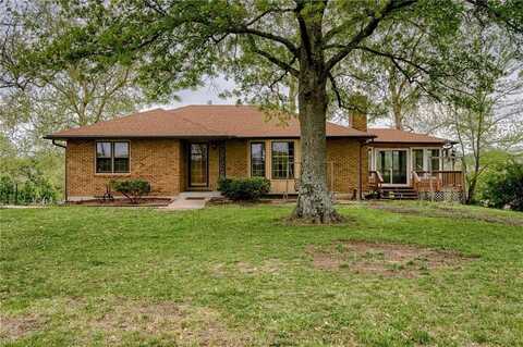 18102 158th Street, Basehor, KS 66007