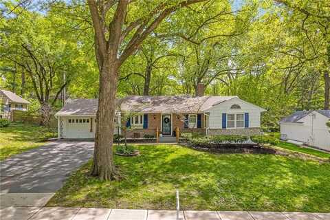 1225 Romany Road, Kansas City, MO 64113