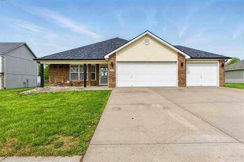 706 SW Woodland Circle, Grain Valley, MO 64029