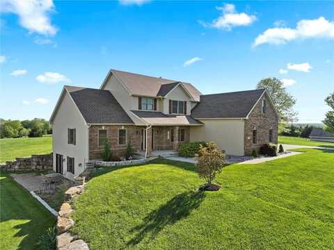 17955 Highview Road, Tonganoxie, KS 66086