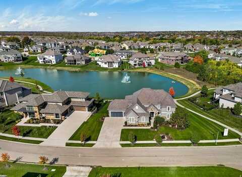 10602 W 173rd Terrace, Overland Park, KS 66221