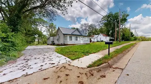 632 E Maple Street, Nevada, MO 64772