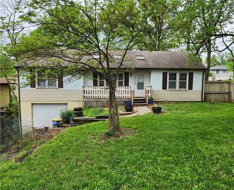 5215 NE 46th Street, Kansas City, MO 64117