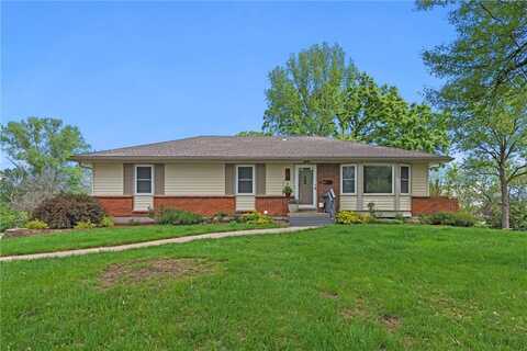 816 NE Swann Road, Lees Summit, MO 64086