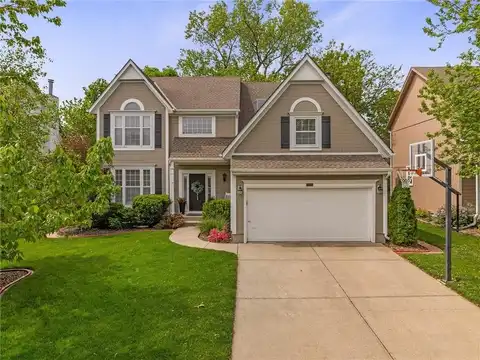 11203 W 116th Terrace, Overland Park, KS 66210