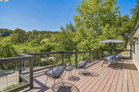 18698 Cull Canyon Rd, Castro Valley, CA 94552