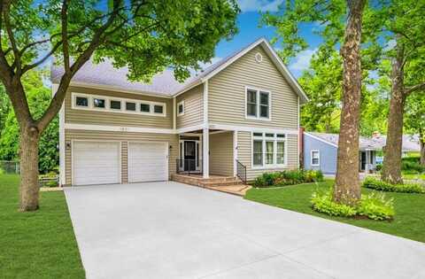 1621 Grove Avenue, Highland Park, IL 60035
