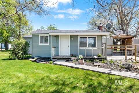 5860 Adams Road, New Plymouth, ID 83655