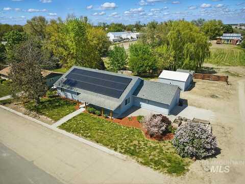911 E Fisk Avenue, Parma, ID 83660