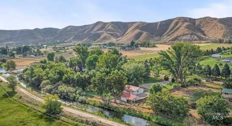1714 W South Slope Rd, Emmett, ID 83617