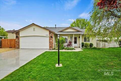 7774 E Mountain Oak Dr, Nampa, ID 83687