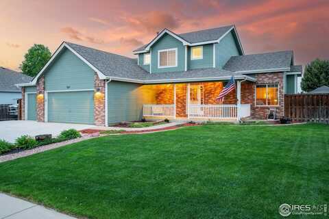 927 Wisteria Dr, Loveland, CO 80538